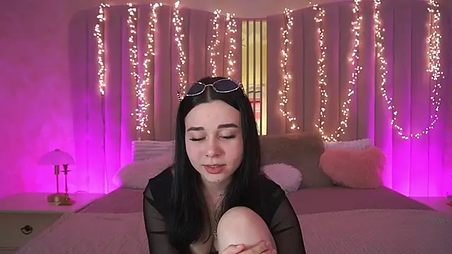 TorrySrar online show from March 2026 09:24:02 PM