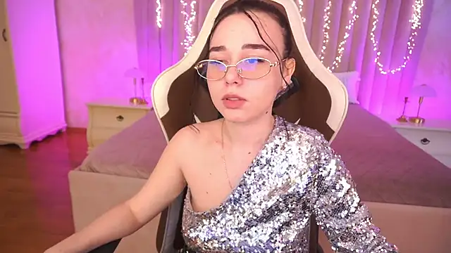 TorrySrar online show from March 2026 01:34:01 PM