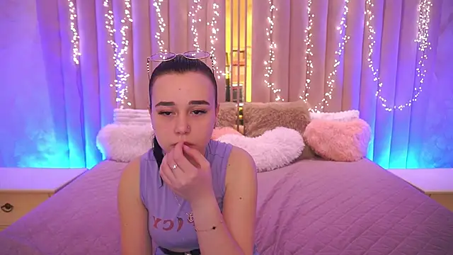 TorrySrar online show from March 2026 09:38:01 PM