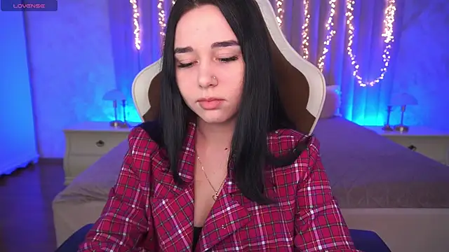 TorrySrar online show from March 2026 08:51:02 PM