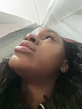 LiaTrainor online show from April 2026 11:01:01 AM