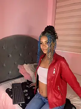 Franchezcaa  online show from April 2026 03:57:02 PM