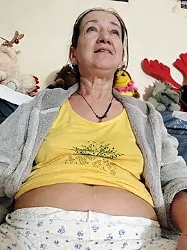 anayss17 online show from April 2026 05:31:01 PM