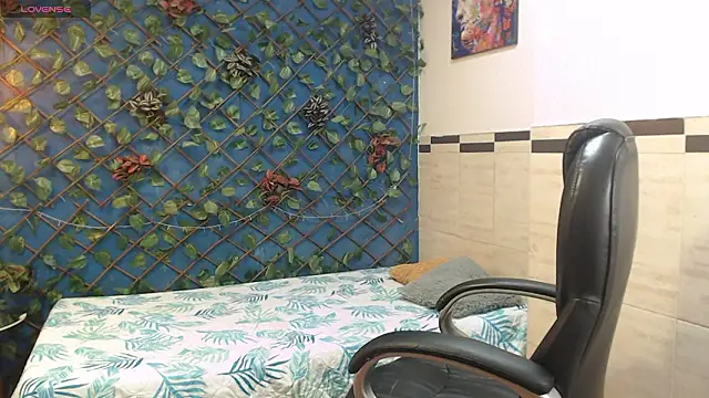 Roccoallegeri online show from March 2026 12:05:01 PM