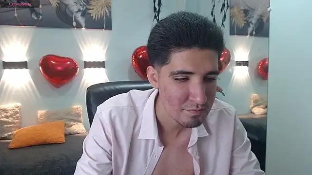 Roccoallegeri online show from March 2026 12:09:02 PM