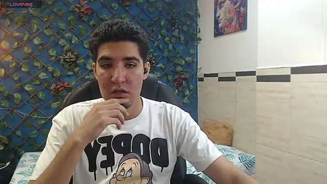 Roccoallegeri online show from March 2026 12:14:01 PM