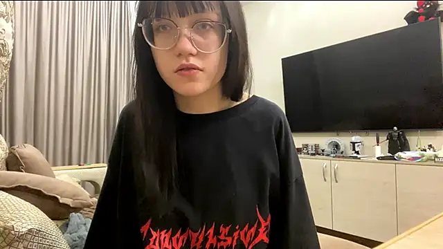 LoidaTrytten online show from March 2026 07:21:01 PM