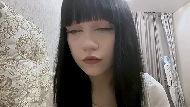 LoidaTrytten online show from April 2026 02:57:01 PM