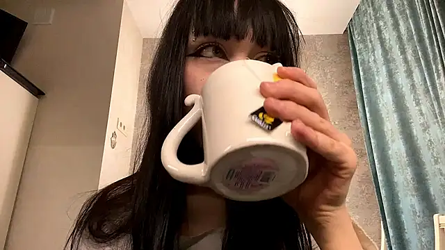 LoidaTrytten online show from March 2026 05:20:02 PM