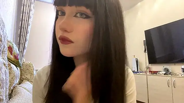 LoidaTrytten online show from March 2026 01:44:01 PM