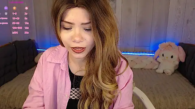 llittle-peachh online show from April 2026 10:26:02 PM