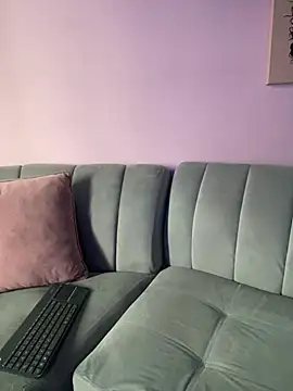 Im Luuu online show from March 2026 01:12:02 PM