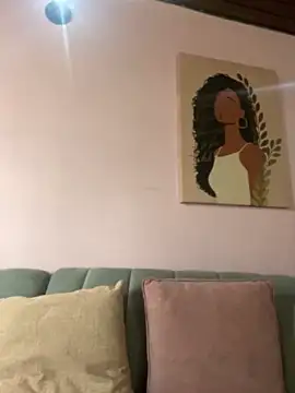 Im Luuu online show from April 2026 12:34:01 PM