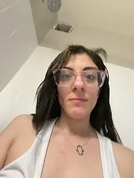 Mariyyumyums online show from May 2026 08:08:02 AM