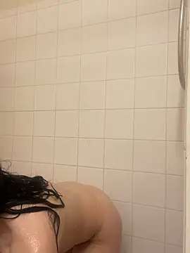 Mariyyumyums online show from March 2026 09:14:01 PM