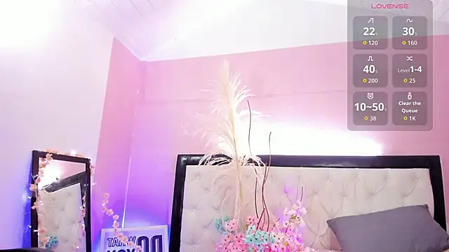 Emily Roussee online show from March 2026 11:37:02 AM