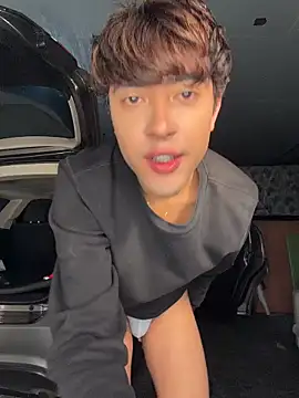 MatthewMoore  online show from March 2026 03:39:01 AM