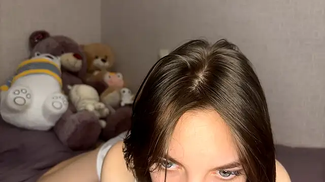 YangReifer online show from April 2026 09:50:02 PM