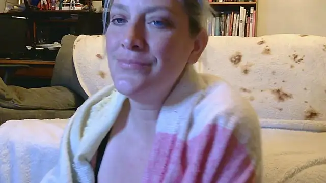 MistyMountains96 online show from March 2026 03:06:01 AM