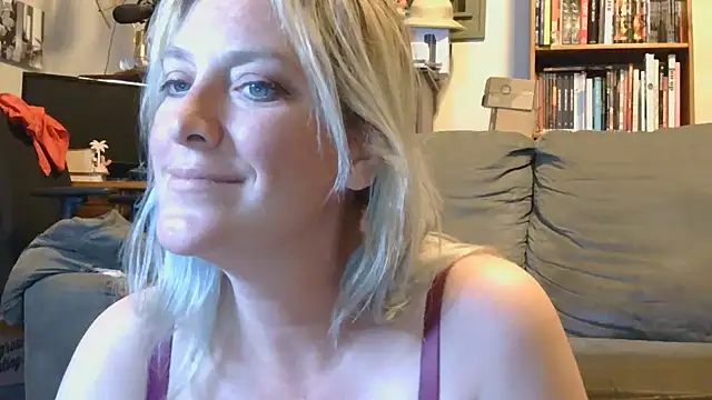MistyMountains96 online show from July 2026 03:08:01 AM