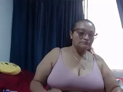 Snapshot of _BellaNocturna chatting on June 2026 08:59:02 PM BellaNocturna online show from June 2026 08:59:02 PM