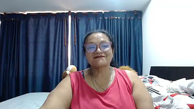 Snapshot of _BellaNocturna chatting on July 2026 08:27:01 PM BellaNocturna online show from July 2026 08:27:01 PM