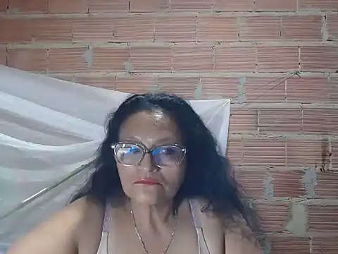 Snapshot of _BellaNocturna chatting on July 2026 03:04:01 AM BellaNocturna online show from July 2026 03:04:01 AM