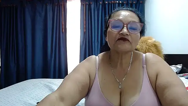 Snapshot of _BellaNocturna chatting on July 2026 07:15:02 PM BellaNocturna online show from July 2026 07:15:02 PM