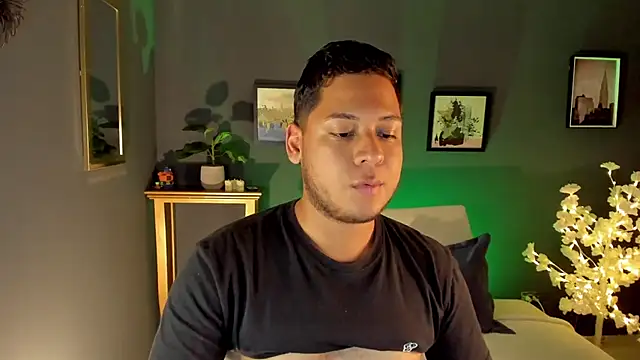 Akon 2XXX online show from April 2026 11:06:01 PM