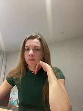 Luna2547 online show from March 2026 10:37:01 PM