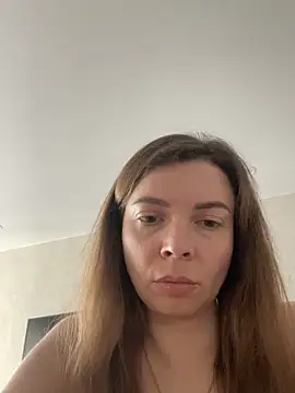 Luna2547 online show from March 2026 01:36:02 PM