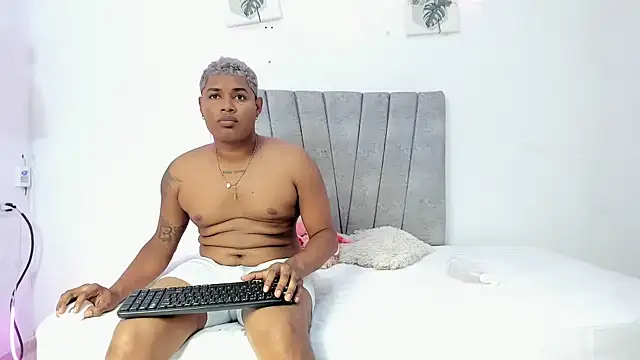 Andreina evans online show from May 2026 04:40:02 AM