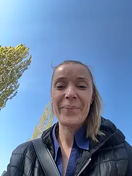 MONICANIX online show from April 2026 01:12:02 PM