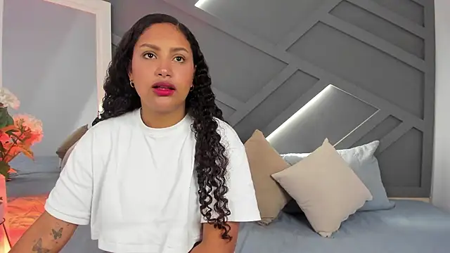 angelkiiss online show from March 2026 01:47:01 PM