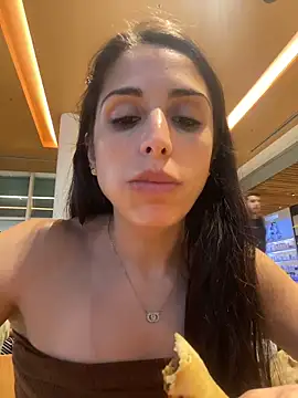 sweetwanda online show from April 2026 08:48:02 PM