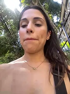 sweetwanda online show from April 2026 02:57:01 PM