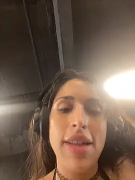 sweetwanda online show from May 2026 04:10:02 PM