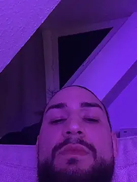 Snapshot of Jaro145 chatting on March 2026 06:15:02 PM Jaro145 online show from March 2026 06:15:02 PM