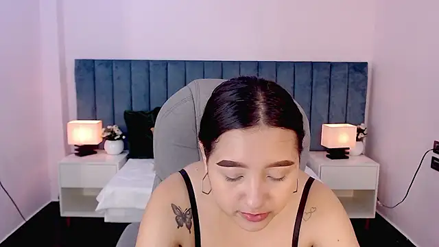 taylor kelsiee online show from March 2026 12:24:02 PM