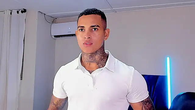 tyler bell  online show from April 2026 03:52:02 AM