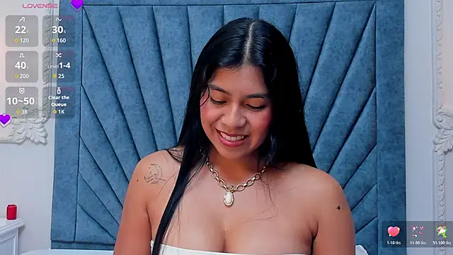 Leandra-Johnson online show from April 2026 07:58:02 PM