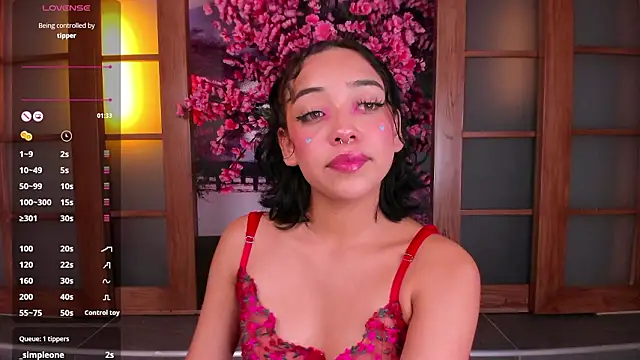 foxy hannah online show from March 2026 06:12:01 PM