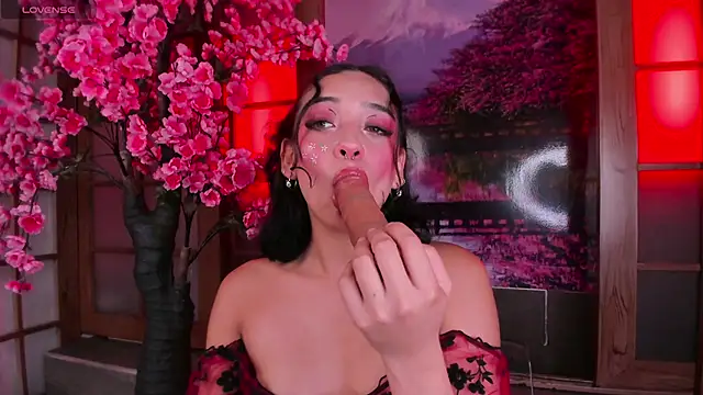 foxy hannah online show from April 2026 06:09:02 PM