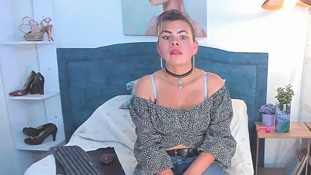 KiaraXMilf online show from March 2026 08:26:01 PM