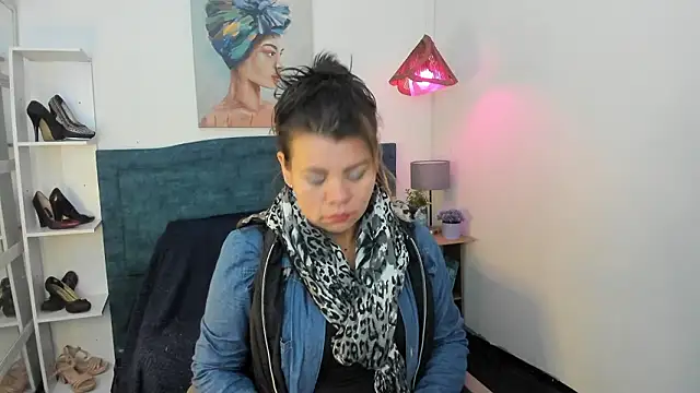 KiaraXMilf online show from March 2026 12:38:01 PM