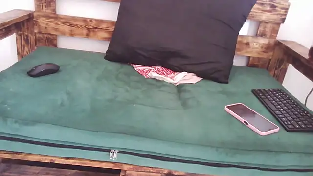 pinkycat online show from March 2026 11:02:01 AM