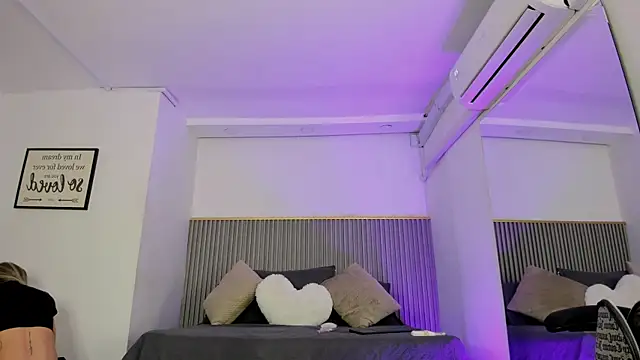 ashvalentine  online show from March 2026 08:55:01 PM