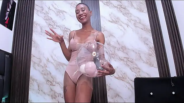 Nina vegas online show from March 2026 02:31:01 PM