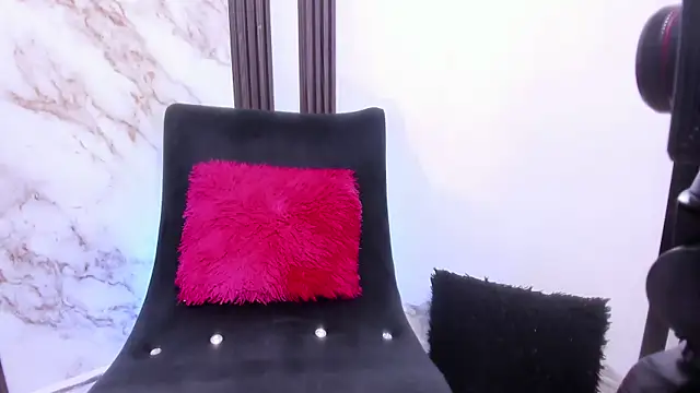 Nina vegas online show from May 2026 01:38:02 PM