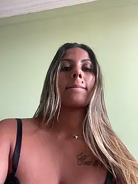 kifanyy online show from March 2026 04:01:02 PM